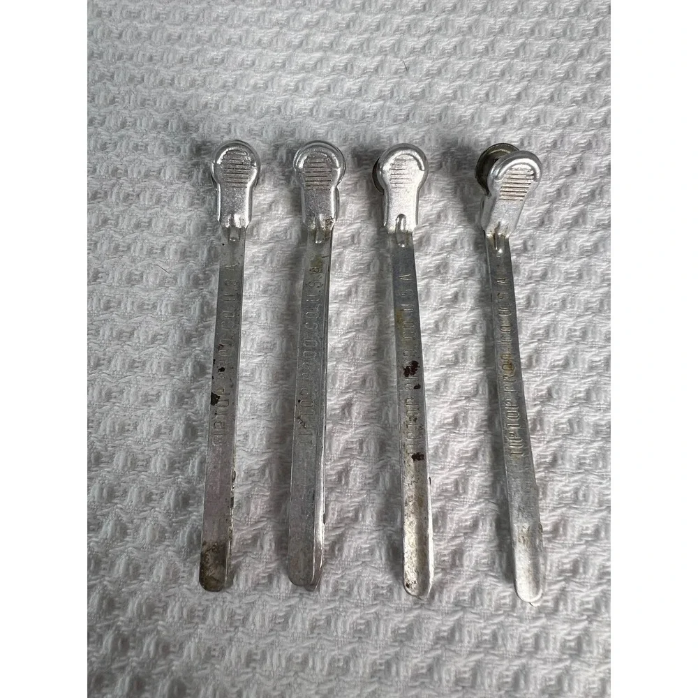 Vintage Tip Top‎ Prod Co USA Metal Duckbill Hair Clips and Black Wire Side Combs